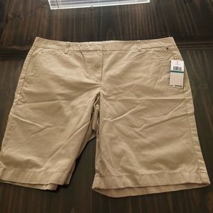 Khaki Tommy Hilfiger Capri Pants